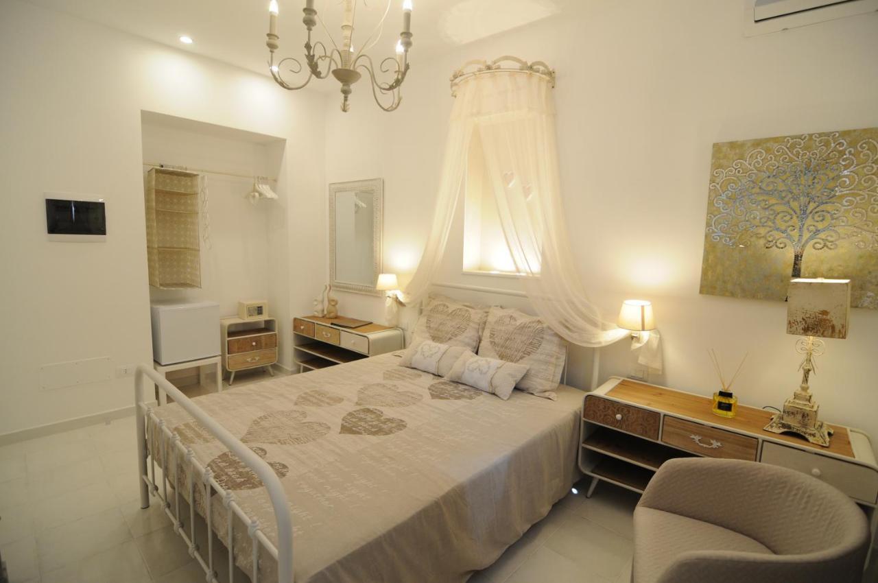 Quattrocuori Boutique Hotel & Spa Portopalo Di Capo Passero Exterior photo